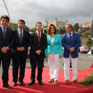 arcía-Page muestra su respaldo al sector automovilístico en la IX Feria del Vehículo de Ocasión de Toledo