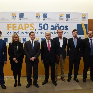 l alcalde subraya que la sanidad debe ser una prioridad en el XX Encuentro de las Familias de FEAPS
