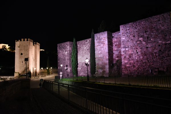 Iluminación Puerta de Alcántara