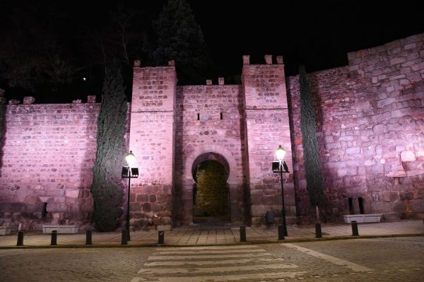 Iluminación Puerta de Alcántara