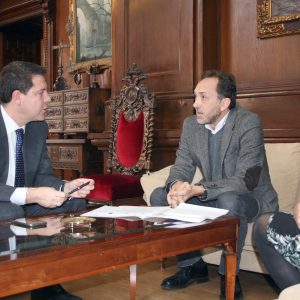 l alcalde apoya a la  Escuela de Traductores en un proyecto relacionado con la cultura mediterránea