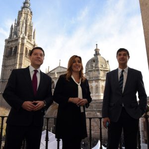 a presidenta de Andalucía, Susana Díaz, visita el Ayuntamiento de Toledo acompañada del alcalde Emiliano García-Page
