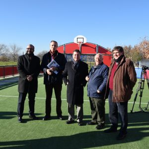 zucaica cuenta ya con la segunda pista multideportiva instalada por el Ayuntamiento