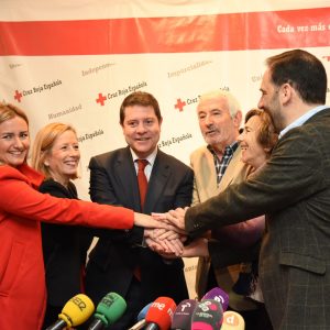 l Ayuntamiento apoya los programas de manutención y ayuda escolar de Cruz Roja con 15.000 euros