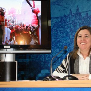 erca de 40.000 personas disfrutaron del desfile de Carnaval, que se consolida gracias a la participación de los ciudadanos