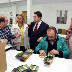 l Gobierno local muestra su apoyo a la labor de inserción social que realiza el Centro Especial de Empleo “Principia Creativa”