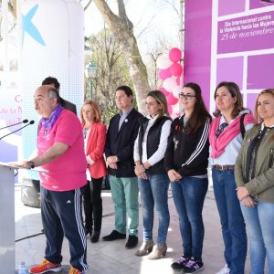 a Carrera por la Igualdad organizada por el Ayuntamiento duplica el número de participantes