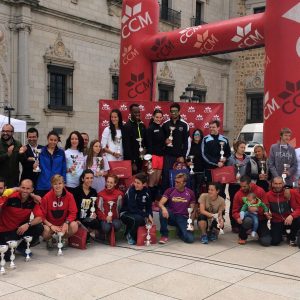 os bomberos madrileños Piorno y Jiménez baten el récord de la Subida y Bajada a los Torreones del Alcázar