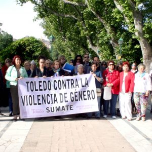oledo reivindica, una vez más, políticas para erradicar la violencia machista en una concentración en el Paseo de la Vega