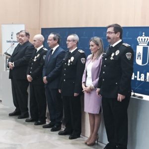 a alcaldesa de Toledo agradece a los miembros de la Policía Local su “firme y sólido” compromiso con la sociedad
