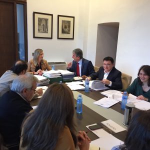 probada la relación de locales públicos para celebrar actos electorales ante el 20-D