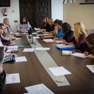 l Ayuntamiento prepara un estudio para conocer las necesidades de los jóvenes y diseñar estrategias dirigidas a este colectivo