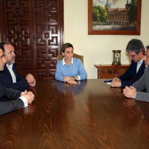 l Ayuntamiento acuerda una resolución de solidaridad con las víctimas de París