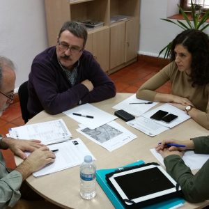 a edil de Medio Ambiente se reúne con la Asociación de Vecinos El Tajo para abordar asuntos que afectan al barrio del Polígono