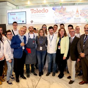 poyo de la alcaldesa a los cocineros toledanos que exhiben en Madrid Fusión 2016 el potencial culinario de la ciudad