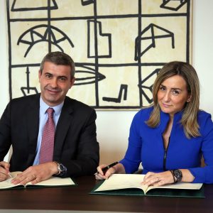l Ayuntamiento y la Diputación firman un convenio para mantener y potenciar la programación del Cultural Toledo 2016