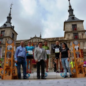 onia Labrado y Ricardo Martínez repiten triunfo en la Carrera Popular Corpus Christi, que ha contado con 500 corredores