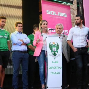 ilagros Tolón comparte con la afición del CD Toledo la “ilusión y el orgullo” que ha inundado la ciudad en su exitosa temporada