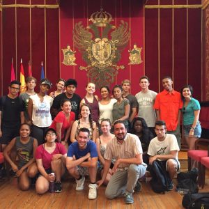 l Ayuntamiento recibe a jóvenes americanos que participan en el programa intercultural de la Fundación World Learning-Pandora