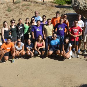l Ayuntamiento respalda la labor de los jóvenes que participan estos días en el adecentamiento del Circo Romano
