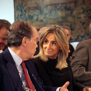 a alcaldesa de Toledo asiste a la reunión anual de la Junta de Protectores de la Real Fundación de Toledo
