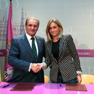 l Ayuntamiento suma la colaboración de Caja Rural Castilla-La Mancha para la celebración del espectáculo Luz Toledo 2016