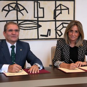 l Ayuntamiento y Caja Rural Castilla-La Mancha renuevan su colaboración en la promoción y práctica del deporte en Toledo