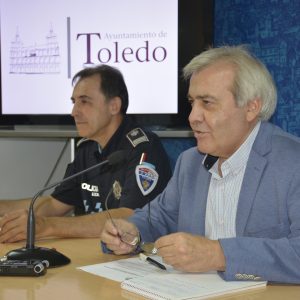 as jornadas de Educación Vial en centros de Primaria incluirán exhibiciones caninas como novedad durante el curso 2016-2017