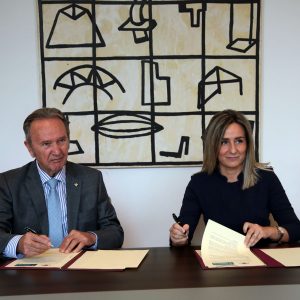 l Ayuntamiento y Globalcaja colaboran para mejorar la accesibilidad en las escaleras mecánicas de Safont