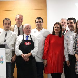 oledo promociona su oferta turística, gastronómica y empresarial en San Sebastián