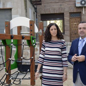 l Ayuntamiento pone a disposición de los vecinos del Casco Histórico el renovado parque infantil del paseo de San Cristóbal