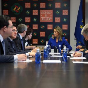 l Consorcio recupera las visitas a las fuentes de Cristina Iglesias  en sus Rutas de Patrimonio Desconocido