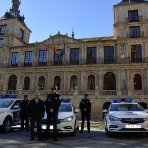 a Policía Local incorpora 3 vehículos al proceso de renovación de su flota puesto en marcha por el equipo de Gobierno