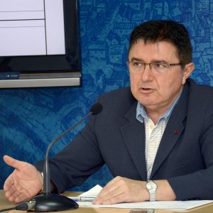 as obras en el centro social del Polígono y la Sala Thalía comenzarán de manera inmediata y durarán dos meses