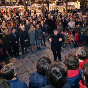 a alcaldesa anima a la participación de vecinos y visitantes en los actos navideños de Toledo, “la Ciudad de los Belenes”