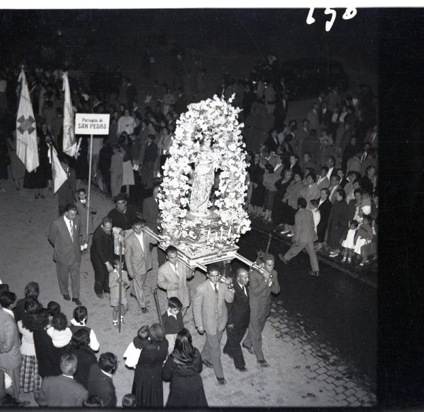20 – Toledo y su provincia con la Virgen María – La procesión del año 1954