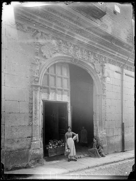 Burgos-Casa de los Lerma en la calle Fernán González - Portada_CA-34496-VI