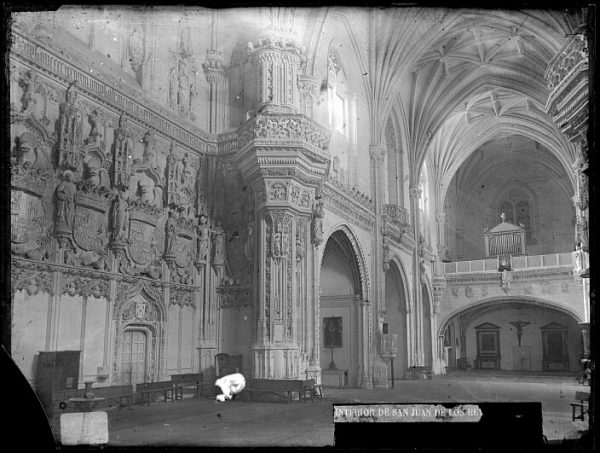 CA-0369-VI_Convento de San Juan de los Reyes-Interior de la iglesia