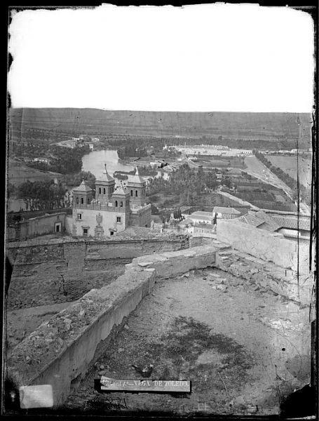 CA-0412-VI_Vista de la Fábrica de Armas y de la Vega Baja desde la Puerta del Cambrón