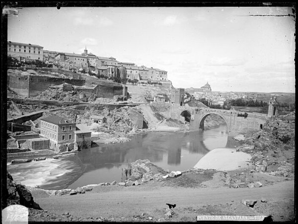 CA-0478-VI_Vista panorámica de Toledo desde el sureste