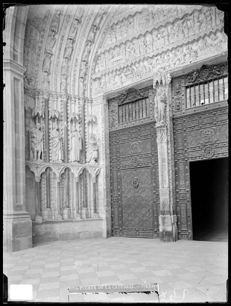 Catedral-Detalle de la Puerta de la Feria o del Reloj_CA-0185-VI