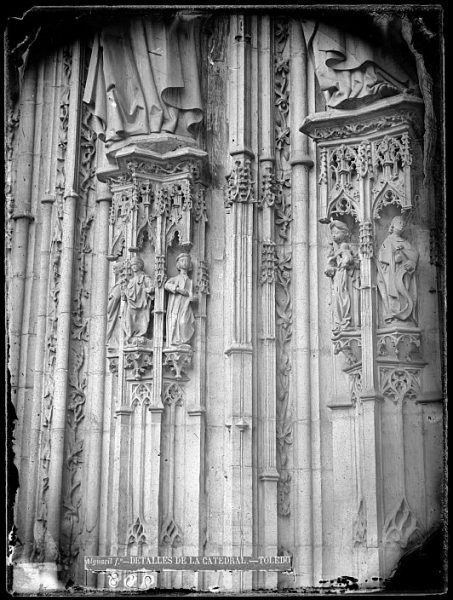 Catedral-Detalle de la Puerta de los Leones desde el exterior_CA-0192-VI