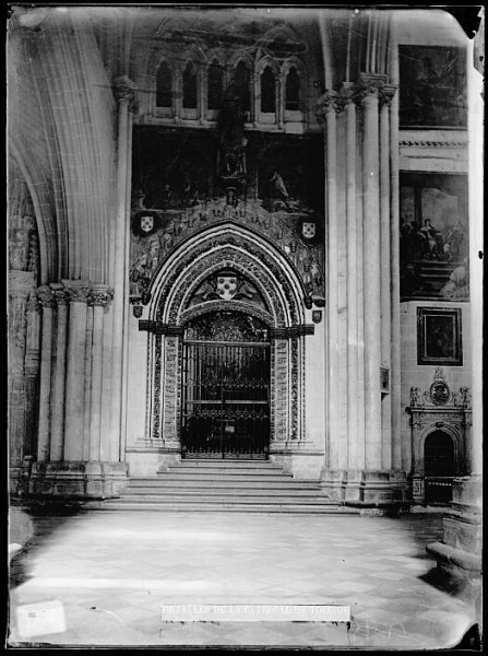 Catedral-Exterior de la capilla de San Pedro_CA-0205-VI