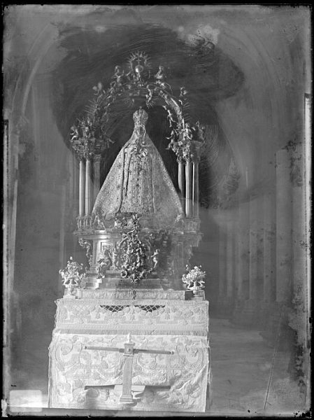 Catedral-Imagen de la Virgen del Sagrario en una carroza_CA-0301-VI