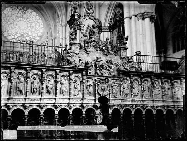 Catedral-Interior del coro con la Transfiguración del Señor en el Monte Tabor de Alonso Berruguete y el Apostolado de Vigarny_CA-0119-VI