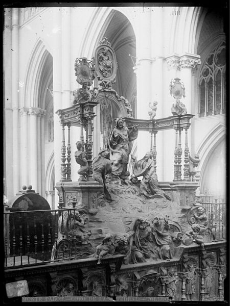 Catedral-Interior del coro con la Transfiguración del Señor en el Monte Tabor de Alonso de Berruguete_CA-0120-VI