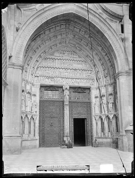 Catedral-Puerta de la Feria o del Reloj_CA-0184-VI