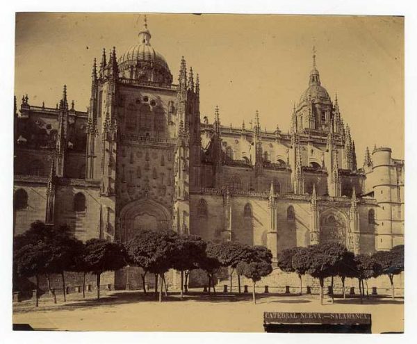 Salamanca-Catedral nueva - Exterior-Colección Luis Alba_LA-231067-PA