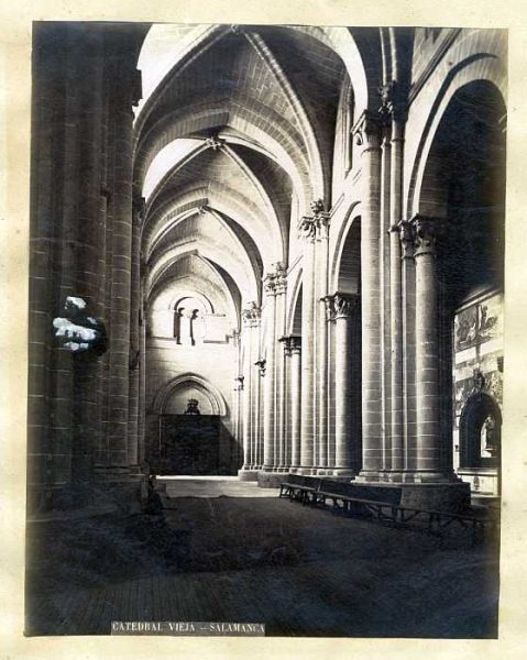 Salamanca-Catedral vieja - Interior-Colección Luis Alba_LA-1131078-PA