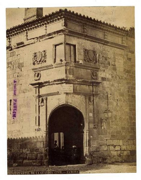 Zamora-Cuartel de la Guardia Civil-Colección Luis Alba_LA-631168-PA